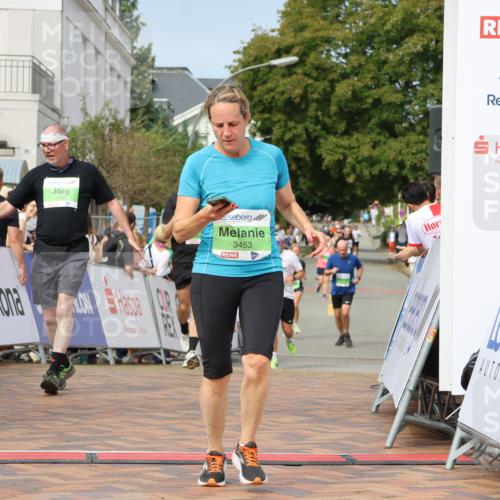 31.08.2025 - 21. Blankeneser Heldenlauf Strokosch-Dieckow http://msf.ph/oto/8653536 31.08.2025 11:07:39 Ziel 3562, 3456, 3453, 3161 meine-sportfotos.de