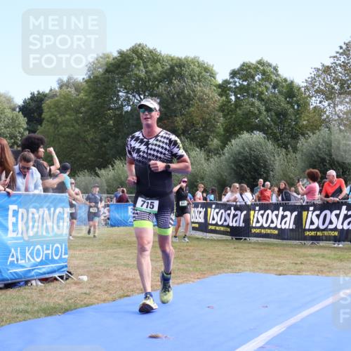 31.08.2025 - Elbe Triathlon Hamburg Strokosch-Dieckow http://msf.ph/oto/8653560 31.08.2025 11:25:55 Ziel 610, 715, 966, 1246 meine-sportfotos.de