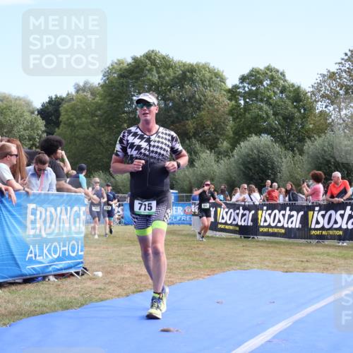 31.08.2025 - Elbe Triathlon Hamburg Strokosch-Dieckow http://msf.ph/oto/8653563 31.08.2025 11:25:55 Ziel 610, 715, 966, 1246 meine-sportfotos.de