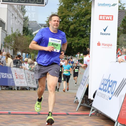 31.08.2025 - 21. Blankeneser Heldenlauf Strokosch-Dieckow http://msf.ph/oto/8653566 31.08.2025 11:07:34 Ziel 3483, 3562, 3516, 3453 meine-sportfotos.de