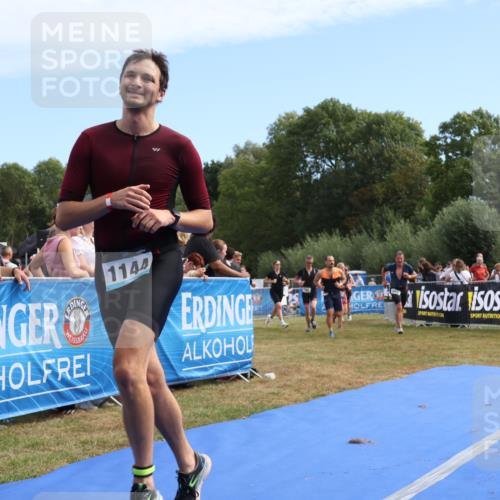 31.08.2025 - Elbe Triathlon Hamburg Strokosch-Dieckow http://msf.ph/oto/8653575 31.08.2025 11:26:06 Ziel 669, 689, 742, 779, 854, 1127, 1144 meine-sportfotos.de