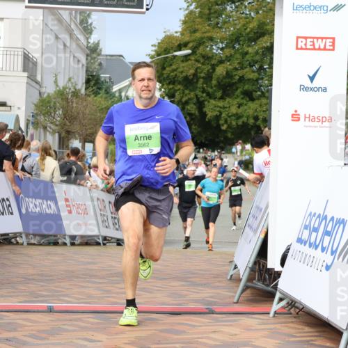 31.08.2025 - 21. Blankeneser Heldenlauf Strokosch-Dieckow http://msf.ph/oto/8653584 31.08.2025 11:07:34 Ziel 3483, 3562, 3516, 3453 meine-sportfotos.de