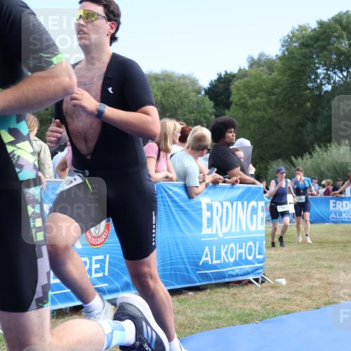 31.08.2025 - Elbe Triathlon Hamburg Strokosch-Dieckow http://msf.ph/oto/8653650 31.08.2025 11:27:22 Ziel 447, 682, 710, 1096, 1143 meine-sportfotos.de