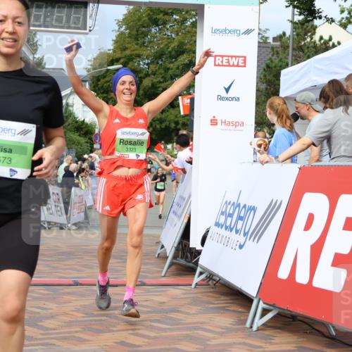 31.08.2025 - 21. Blankeneser Heldenlauf Strokosch-Dieckow http://msf.ph/oto/8653661 31.08.2025 11:07:24 Ziel 3001, 3368, 3367, 3530, 3323, 3516, 3355, 3673, 3075 meine-sportfotos.de