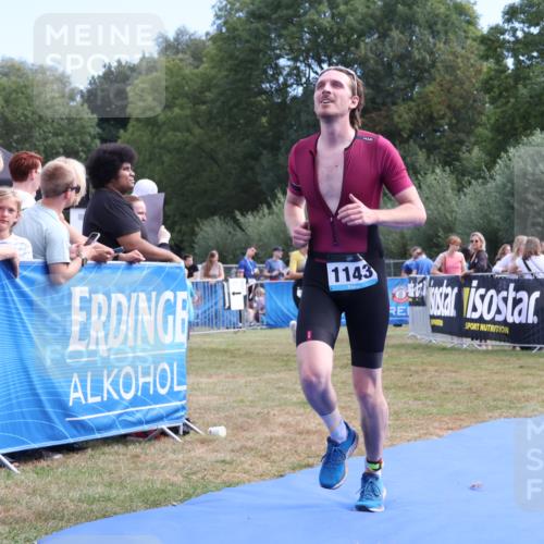 31.08.2025 - Elbe Triathlon Hamburg Strokosch-Dieckow http://msf.ph/oto/8653665 31.08.2025 11:27:27 Ziel 682, 1096, 1143 meine-sportfotos.de