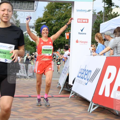 31.08.2025 - 21. Blankeneser Heldenlauf Strokosch-Dieckow http://msf.ph/oto/8653666 31.08.2025 11:07:24 Ziel 3001, 3368, 3367, 3530, 3323, 3516, 3355, 3673, 3075 meine-sportfotos.de