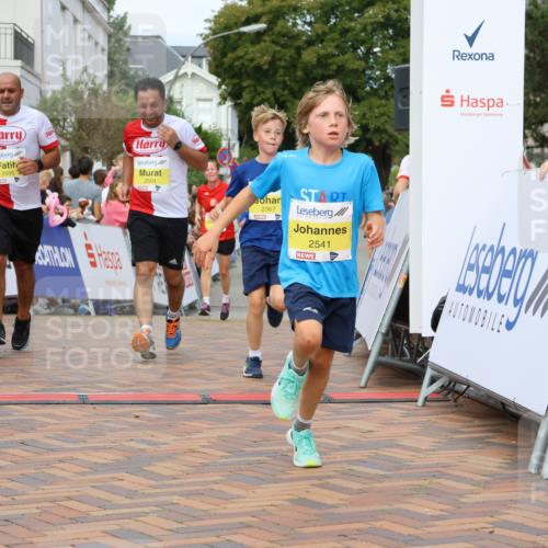 31.08.2025 - 21. Blankeneser Heldenlauf Strokosch-Dieckow http://msf.ph/oto/8653674 31.08.2025 10:25:26 Ziel 2541, 2636, 2363, 2367, 2505, 2504 meine-sportfotos.de