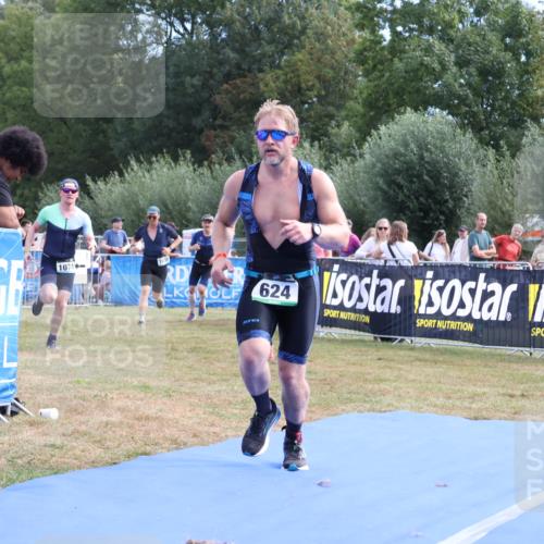 31.08.2025 - Elbe Triathlon Hamburg Strokosch-Dieckow http://msf.ph/oto/8653677 31.08.2025 11:27:52 Ziel 624, 833, 1038, 1074, 1258 meine-sportfotos.de