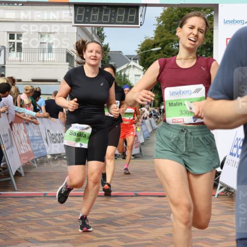 31.08.2025 - 21. Blankeneser Heldenlauf Strokosch-Dieckow http://msf.ph/oto/8653694 31.08.2025 11:07:22 Ziel 3001, 3368, 3367, 3530, 3323, 3516, 3355, 3673, 3075 meine-sportfotos.de