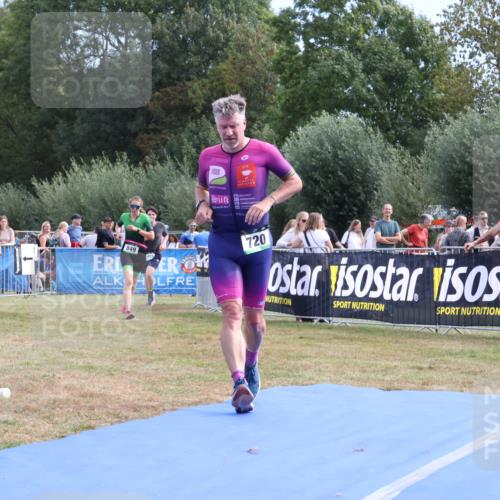 31.08.2025 - Elbe Triathlon Hamburg Strokosch-Dieckow http://msf.ph/oto/8653711 31.08.2025 11:28:02 Ziel 720, 849, 1015, 1038, 1258 meine-sportfotos.de