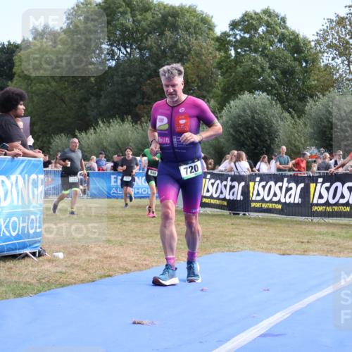 31.08.2025 - Elbe Triathlon Hamburg Strokosch-Dieckow http://msf.ph/oto/8653713 31.08.2025 11:28:03 Ziel 720, 849, 1015, 1038, 1258, 1265 meine-sportfotos.de