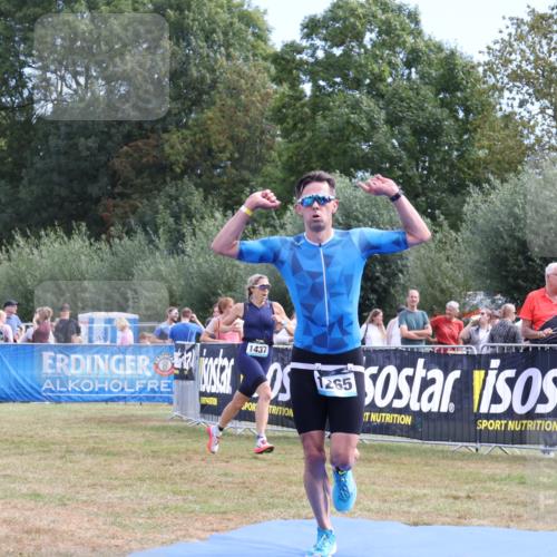 31.08.2025 - Elbe Triathlon Hamburg Strokosch-Dieckow http://msf.ph/oto/8653739 31.08.2025 11:28:11 Ziel 849, 1015, 1265 meine-sportfotos.de