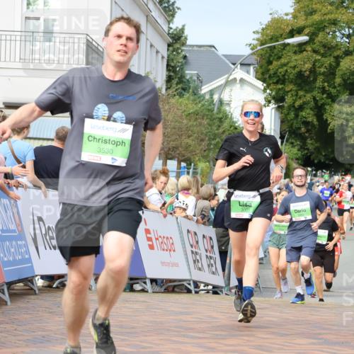 31.08.2025 - 21. Blankeneser Heldenlauf Strokosch-Dieckow http://msf.ph/oto/8653744 31.08.2025 11:07:16 Ziel 3091, 3001, 3368, 3367, 3696, 3530, 3355 meine-sportfotos.de