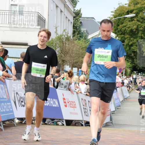 31.08.2025 - 21. Blankeneser Heldenlauf Strokosch-Dieckow http://msf.ph/oto/8653766 31.08.2025 11:07:10 Ziel 3091, 3404, 3696 meine-sportfotos.de