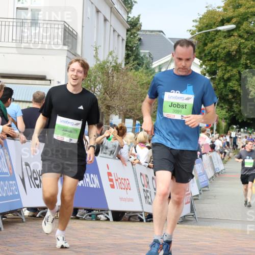 31.08.2025 - 21. Blankeneser Heldenlauf Strokosch-Dieckow http://msf.ph/oto/8653770 31.08.2025 11:07:10 Ziel 3091, 3404, 3696 meine-sportfotos.de