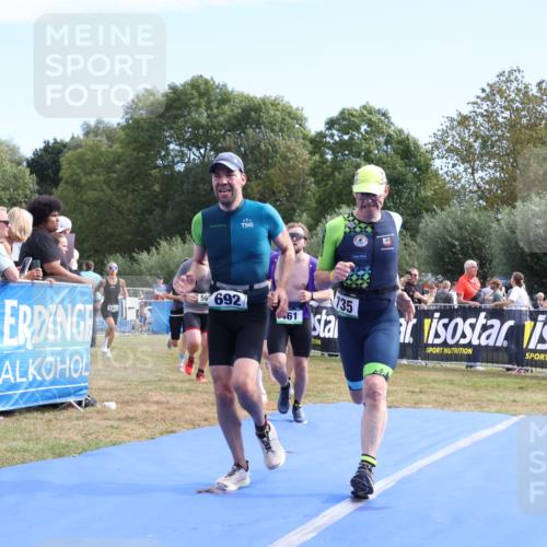 31.08.2025 - Elbe Triathlon Hamburg Strokosch-Dieckow http://msf.ph/oto/8653808 31.08.2025 11:28:49 Ziel 461, 566, 635, 692, 735, 743, 881, 1128, 1190, 1315 meine-sportfotos.de