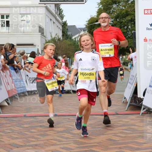 31.08.2025 - 21. Blankeneser Heldenlauf Strokosch-Dieckow http://msf.ph/oto/8653824 31.08.2025 10:25:07 Ziel 2357, 2183, 2717, 2285, 2286, 2331, 2359, 2661 meine-sportfotos.de