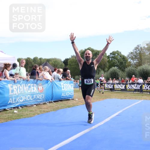 31.08.2025 - Elbe Triathlon Hamburg Strokosch-Dieckow http://msf.ph/oto/8653840 31.08.2025 11:28:58 Ziel 566, 635, 657, 805, 1238 meine-sportfotos.de