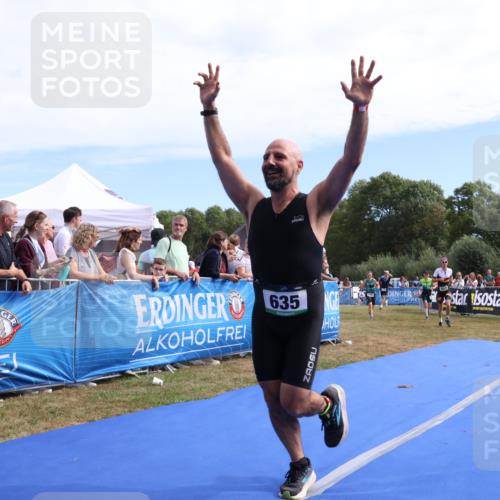 31.08.2025 - Elbe Triathlon Hamburg Strokosch-Dieckow http://msf.ph/oto/8653844 31.08.2025 11:28:59 Ziel 635, 657, 805, 958, 1238 meine-sportfotos.de