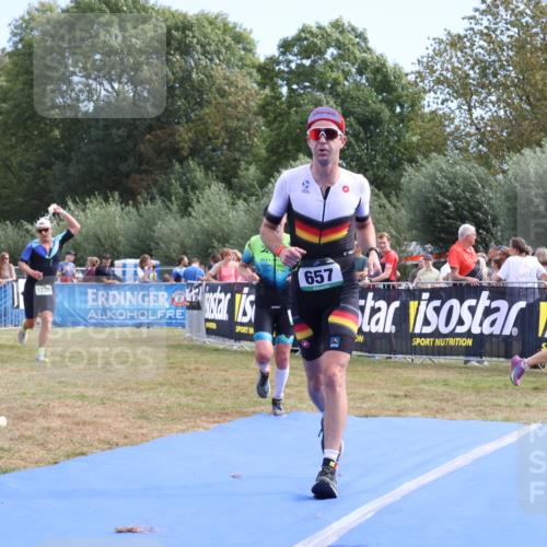 31.08.2025 - Elbe Triathlon Hamburg Strokosch-Dieckow http://msf.ph/oto/8653846 31.08.2025 11:29:02 Ziel 635, 657, 805, 958, 1238 meine-sportfotos.de