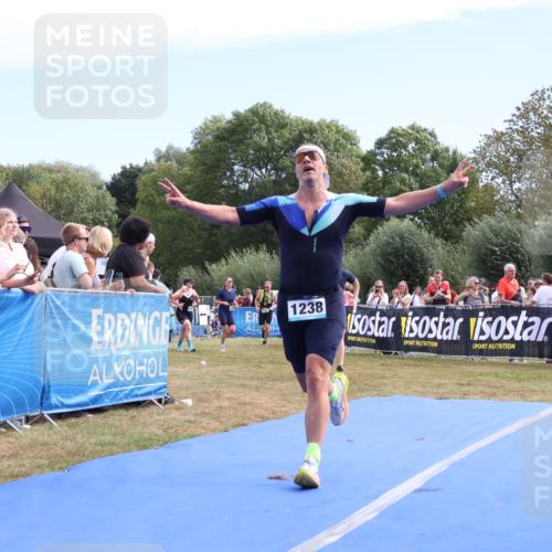 31.08.2025 - Elbe Triathlon Hamburg Strokosch-Dieckow http://msf.ph/oto/8653863 31.08.2025 11:29:06 Ziel 657, 805, 958, 1238 meine-sportfotos.de