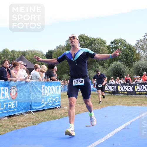31.08.2025 - Elbe Triathlon Hamburg Strokosch-Dieckow http://msf.ph/oto/8653865 31.08.2025 11:29:07 Ziel 536, 657, 805, 958, 1238 meine-sportfotos.de