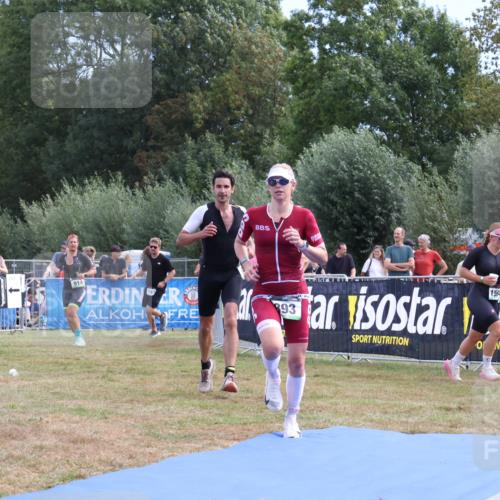 31.08.2025 - Elbe Triathlon Hamburg Strokosch-Dieckow http://msf.ph/oto/8653900 31.08.2025 11:29:26 Ziel 648, 747, 835, 893, 1167 meine-sportfotos.de