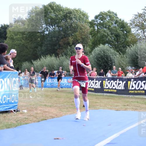 31.08.2025 - Elbe Triathlon Hamburg Strokosch-Dieckow http://msf.ph/oto/8653904 31.08.2025 11:29:27 Ziel 648, 835, 893, 1167 meine-sportfotos.de