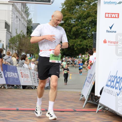 31.08.2025 - 21. Blankeneser Heldenlauf Strokosch-Dieckow http://msf.ph/oto/8653912 31.08.2025 11:06:50 Ziel 3261, 3246 meine-sportfotos.de