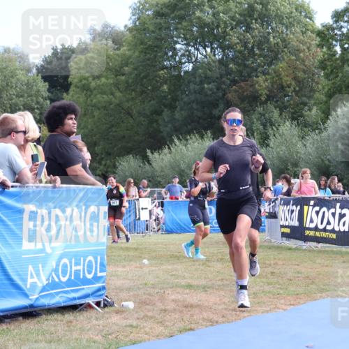 31.08.2025 - Elbe Triathlon Hamburg Strokosch-Dieckow http://msf.ph/oto/8653913 31.08.2025 11:29:31 Ziel 648, 835, 893, 1167, 1221 meine-sportfotos.de