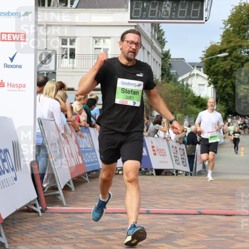 31.08.2025 - 21. Blankeneser Heldenlauf Strokosch-Dieckow http://msf.ph/oto/8653918 31.08.2025 11:06:48 Ziel 3261, 3246 meine-sportfotos.de