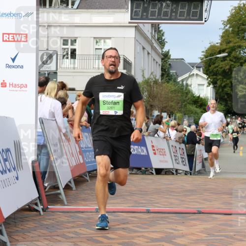 31.08.2025 - 21. Blankeneser Heldenlauf Strokosch-Dieckow http://msf.ph/oto/8653928 31.08.2025 11:06:47 Ziel 3423, 3173, 3261, 3246 meine-sportfotos.de