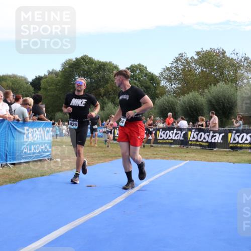 31.08.2025 - Elbe Triathlon Hamburg Strokosch-Dieckow http://msf.ph/oto/8653931 31.08.2025 11:29:44 Ziel 954, 1026, 1102, 1221, 1224 meine-sportfotos.de