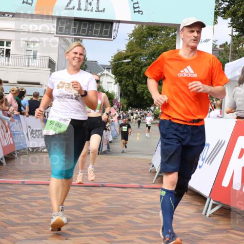 31.08.2025 - 21. Blankeneser Heldenlauf Strokosch-Dieckow http://msf.ph/oto/8653933 31.08.2025 11:06:40 Ziel 3429, 3541, 3423, 3173, 3203 meine-sportfotos.de