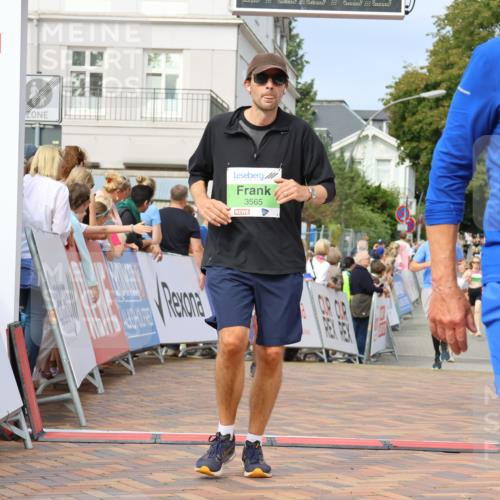 31.08.2025 - 21. Blankeneser Heldenlauf Strokosch-Dieckow http://msf.ph/oto/8653949 31.08.2025 11:06:32 Ziel 3565, 3541, 3049, 3375, 3203 meine-sportfotos.de