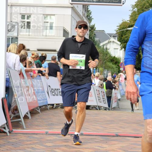 31.08.2025 - 21. Blankeneser Heldenlauf Strokosch-Dieckow http://msf.ph/oto/8653953 31.08.2025 11:06:32 Ziel 3565, 3541, 3049, 3375, 3203 meine-sportfotos.de