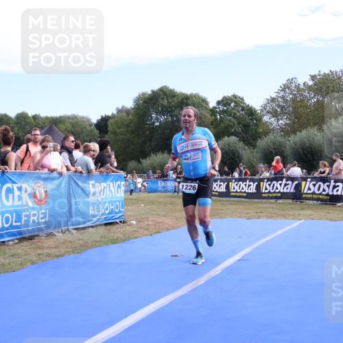 31.08.2025 - Elbe Triathlon Hamburg Strokosch-Dieckow http://msf.ph/oto/8653958 31.08.2025 11:29:54 Ziel 502, 941, 1224, 1226 meine-sportfotos.de