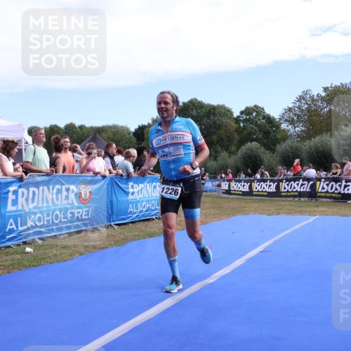 31.08.2025 - Elbe Triathlon Hamburg Strokosch-Dieckow http://msf.ph/oto/8653961 31.08.2025 11:29:55 Ziel 502, 941, 1224, 1226 meine-sportfotos.de