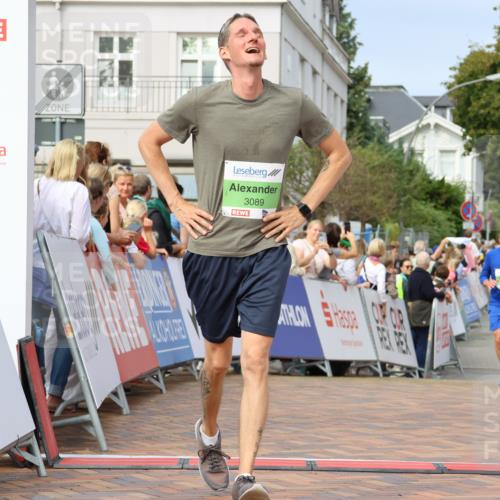 31.08.2025 - 21. Blankeneser Heldenlauf Strokosch-Dieckow http://msf.ph/oto/8653987 31.08.2025 11:06:24 Ziel 3305, 3089, 3049 meine-sportfotos.de