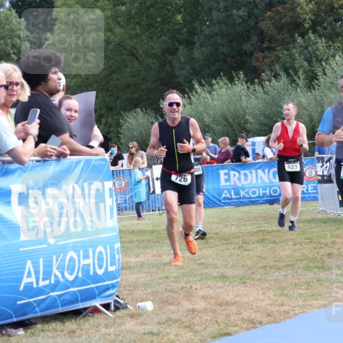 31.08.2025 - Elbe Triathlon Hamburg Strokosch-Dieckow http://msf.ph/oto/8654000 31.08.2025 11:30:30 Ziel 612, 615, 623, 726, 1146 meine-sportfotos.de