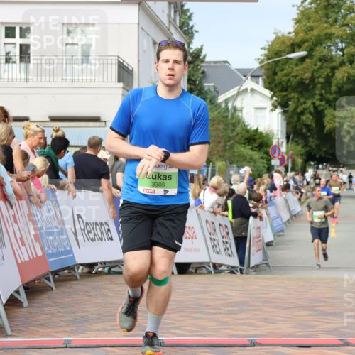 31.08.2025 - 21. Blankeneser Heldenlauf Strokosch-Dieckow http://msf.ph/oto/8654008 31.08.2025 11:06:17 Ziel 3305, 3554 meine-sportfotos.de