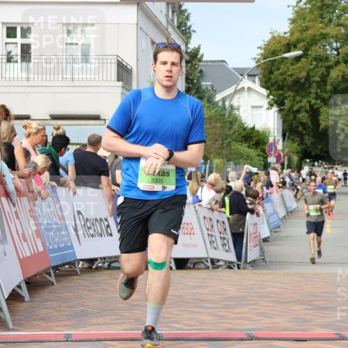 31.08.2025 - 21. Blankeneser Heldenlauf Strokosch-Dieckow http://msf.ph/oto/8654010 31.08.2025 11:06:17 Ziel 3305, 3554 meine-sportfotos.de