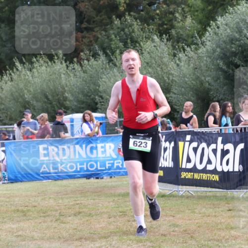 31.08.2025 - Elbe Triathlon Hamburg Strokosch-Dieckow http://msf.ph/oto/8654011 31.08.2025 11:30:34 Ziel 612, 623, 726, 1195 meine-sportfotos.de