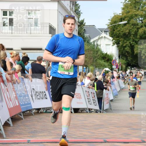 31.08.2025 - 21. Blankeneser Heldenlauf Strokosch-Dieckow http://msf.ph/oto/8654012 31.08.2025 11:06:17 Ziel 3305, 3554 meine-sportfotos.de