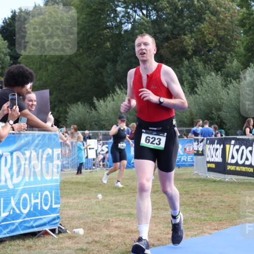 31.08.2025 - Elbe Triathlon Hamburg Strokosch-Dieckow http://msf.ph/oto/8654014 31.08.2025 11:30:36 Ziel 612, 623, 726, 1195 meine-sportfotos.de