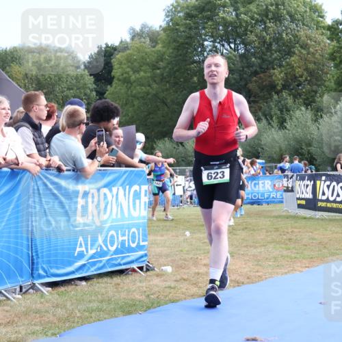 31.08.2025 - Elbe Triathlon Hamburg Strokosch-Dieckow http://msf.ph/oto/8654016 31.08.2025 11:30:36 Ziel 612, 623, 726, 1195 meine-sportfotos.de