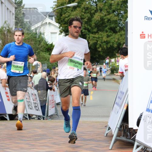 31.08.2025 - 21. Blankeneser Heldenlauf Strokosch-Dieckow http://msf.ph/oto/8654017 31.08.2025 11:06:15 Ziel 3305, 3554 meine-sportfotos.de
