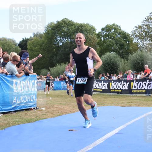 31.08.2025 - Elbe Triathlon Hamburg Strokosch-Dieckow http://msf.ph/oto/8654020 31.08.2025 11:30:42 Ziel 623, 993, 1195 meine-sportfotos.de