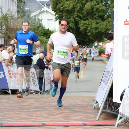 31.08.2025 - 21. Blankeneser Heldenlauf Strokosch-Dieckow http://msf.ph/oto/8654028 31.08.2025 11:06:15 Ziel 3305, 3554 meine-sportfotos.de