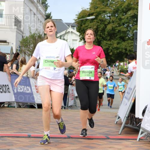 31.08.2025 - 21. Blankeneser Heldenlauf Strokosch-Dieckow http://msf.ph/oto/8654042 31.08.2025 11:05:52 Ziel 3183, 3207, 3297, 3637 meine-sportfotos.de